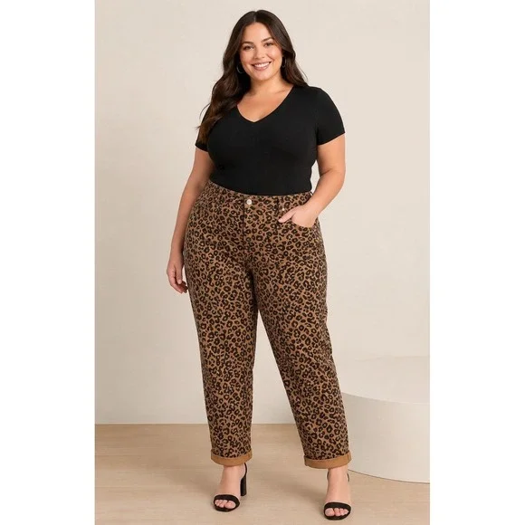 NWT Lane Bryant Sz 22 Leopard Print Jeans Boyfriend Mid Rise Stretch Cuffed 44W