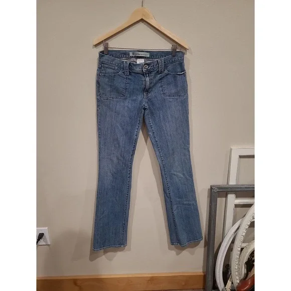 Vtg. GAP Low Rise Boot Cut Women SZ‎ 8L med wash stretch jean casual Y2K with