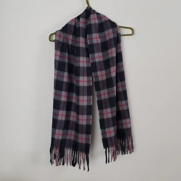 Christian Dior 61468 plaid fringe scarf. Winter accessories, cozy, cl…