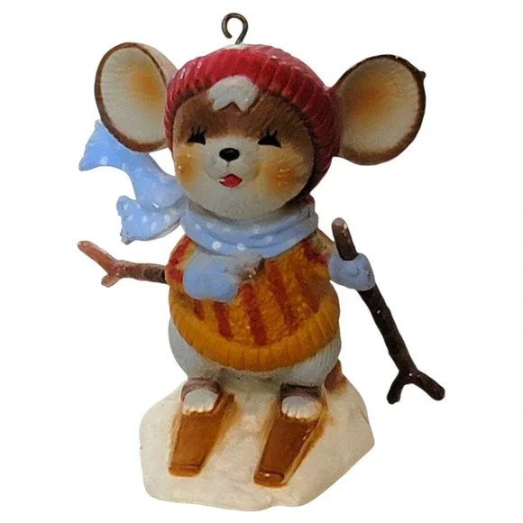 VTG 80s Christmas Around the World Outdoor Mice Ornament Skiing Mouse Hong‎ Kong