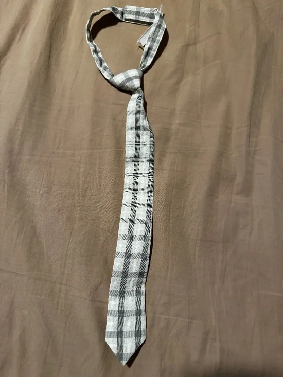 Noralee boy’s neck tie