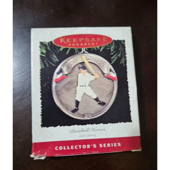 Hallmark Keepsake Ornament MLB New York Yankees Baseball Heroes LOU GEHRIG 1995