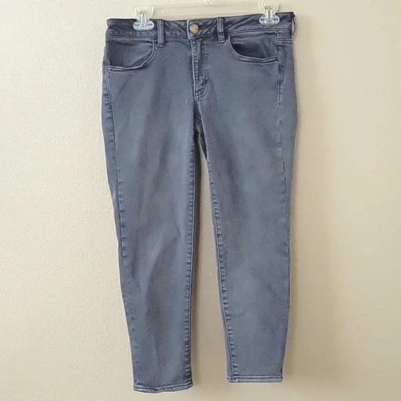 American Eagle Womens Gray Cropped Jeggings - Size 6