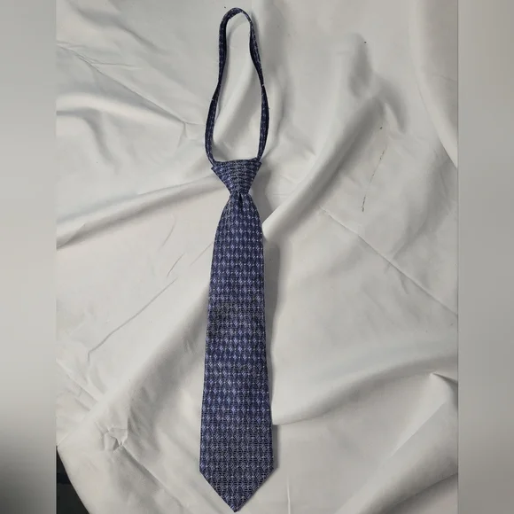 Canterbury zip tie