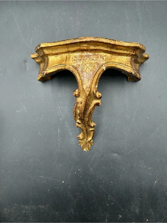 Vintage Florentine gilt wall shelf