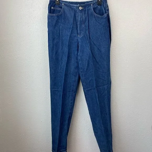 Liz Claiborne  LizWear Low Waisted Jeans Size 10 EUC
