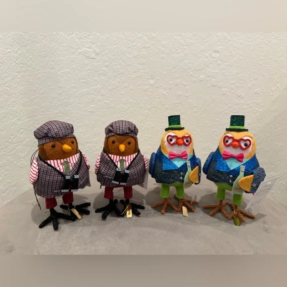 4 New Christmas Featherly Friends™ 