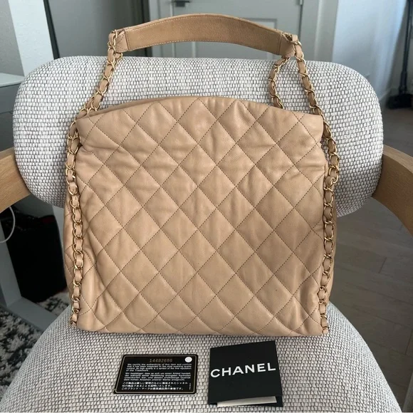 CHANEL Chain Me Hobo Quilted Leather Large in Beige Tan