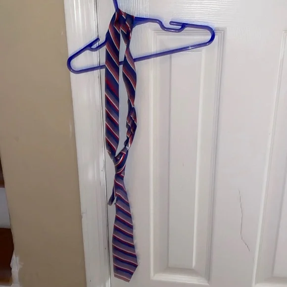 Youth Vineyard Vines tie