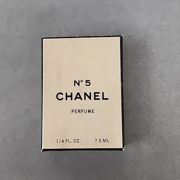 Vintage New Chanel No. 5 1/4 FL. OZ. 7.5 ML Perfume