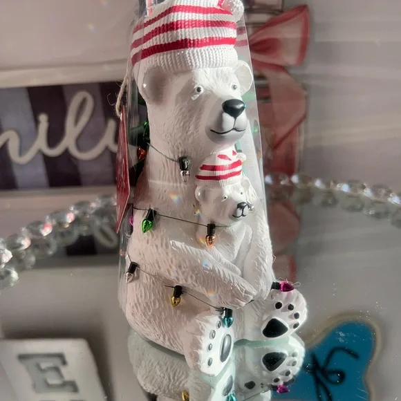 Polar Bear with baby bear Holiday  soap pump
