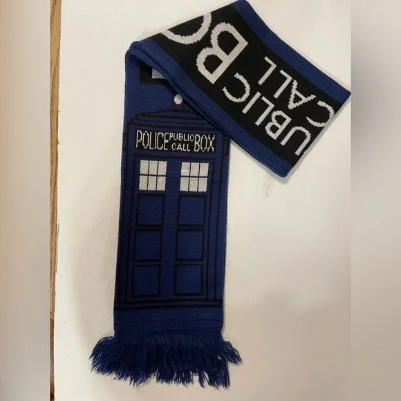 Doctor Who Blue TARDIS Police Box Winter Scarf