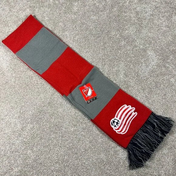 MLS Unisex‎ Gray Red Winter Fringe New England Revolution Soccer Scarf NWT