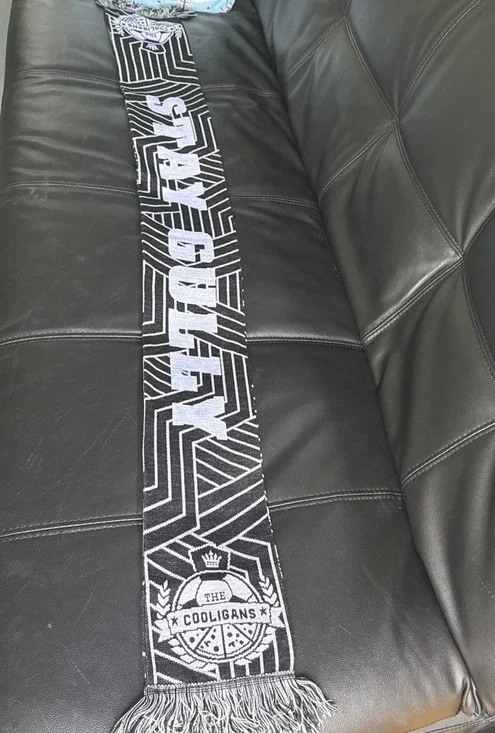 Ruffneck Stay Gully Scarf, Black And White