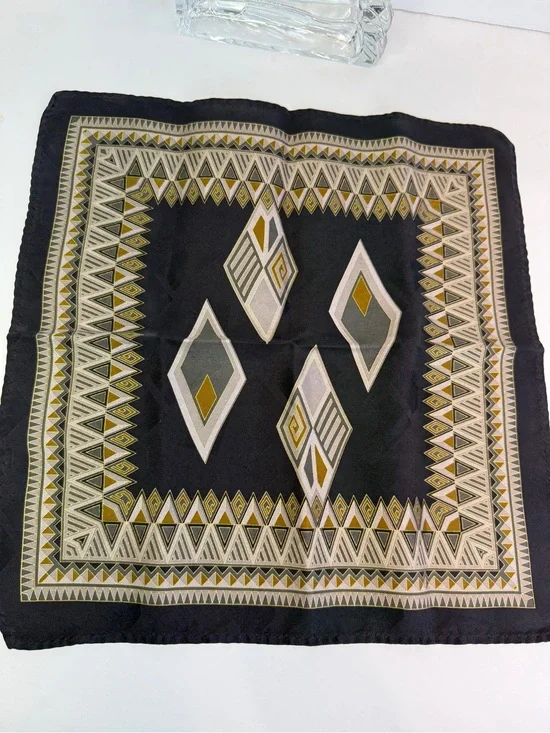 Luxury Geometric Diamond Pocket Square Black Gold Handkerchief 12x12