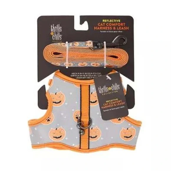 Thrills & Chills Reflective Cat Harness & Leash Set Pumpkin Halloween Costume‎