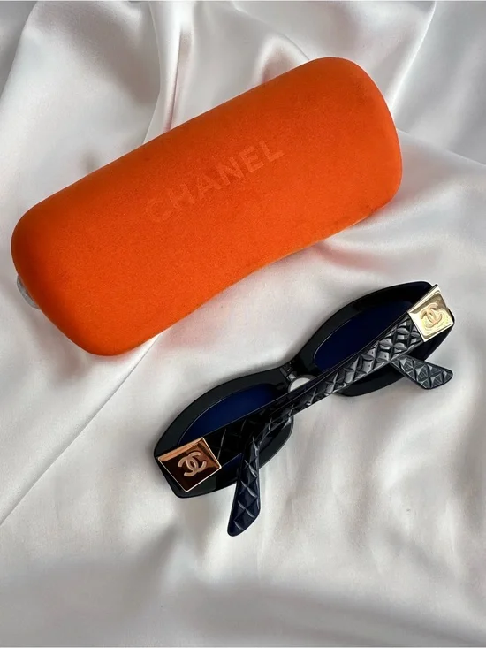 Like New CHANEL Black Quilted Frame Sunglasses with Gold CC Plaques