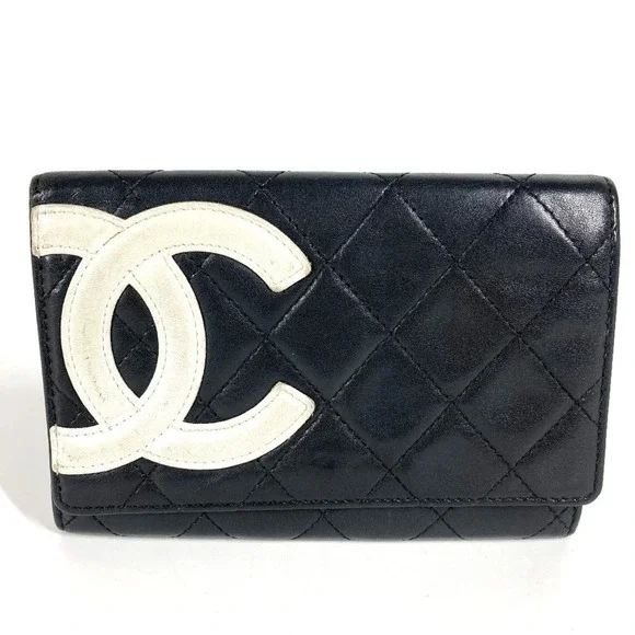 CHANEL Authentic Black Leather Logo Wallet