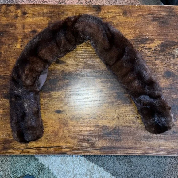 vintage Davidsons Brown mink Fur Scarf/collar