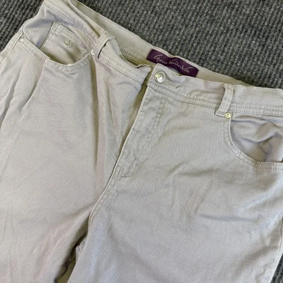 Gloria Vanderbilt Amanda Jeans Women's Size 16 Short Beige Jeans
