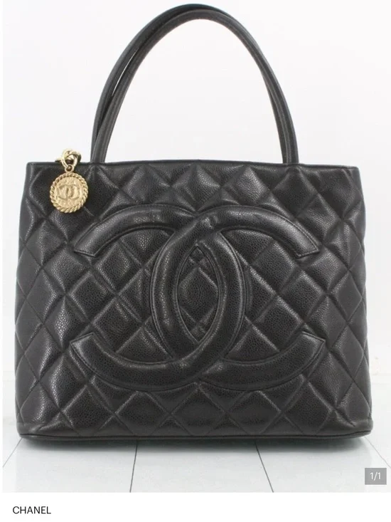 CHANEL Black Quilted Caviar Tote 7-Series with Gold Charm