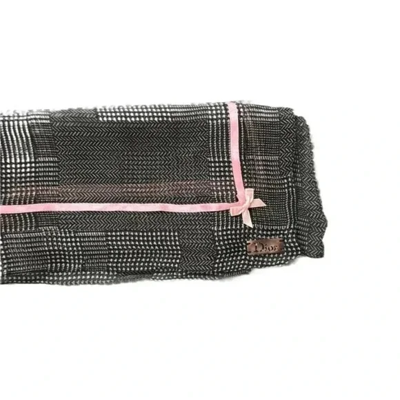 CHRISTIAN DIOR 55 SCARF  0113