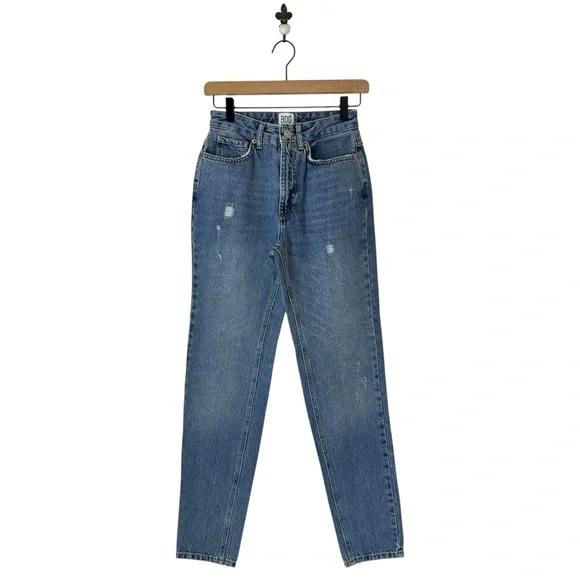 Urban Outfitters BDG Mom High Rise Jeans Size 24 Medium Wash