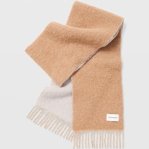 Cozy Wool Scarf - New With Tags - NEVER WORN - Camel/Cream