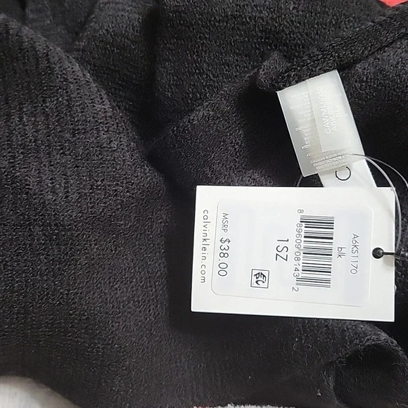 CALVIN KLEIN NWT BLACK SCARF WITH FRINGES