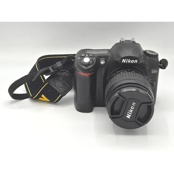 Complete Nikon D50 DSLR Camera Kit w/ 2‎ Lenses, Bag & Charger