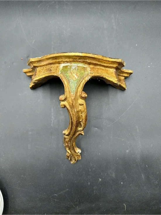 Vintage Florentine gilt wall shelf