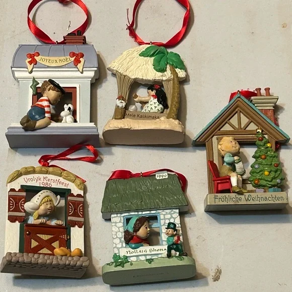 5 Vintage Hallmark Keepsake Ornaments Windows of the World Series No Boxes