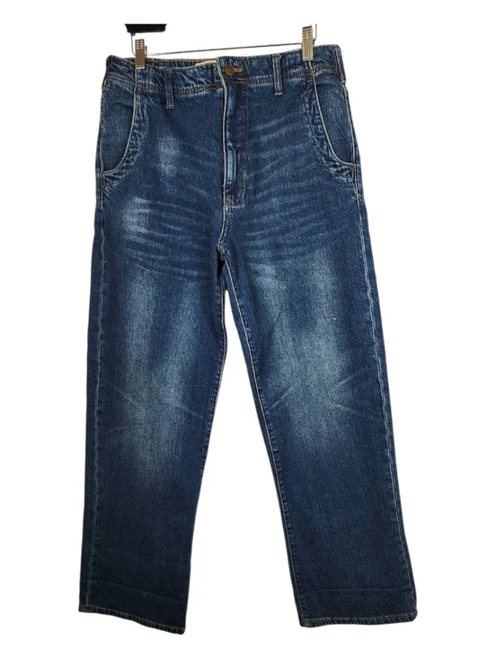 Pilcro Women’s Straight Jeans in Medium Blue Wash