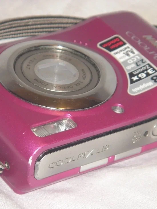 Nikon COOLPIX Pink Compact Digital Camera with Silver Lens