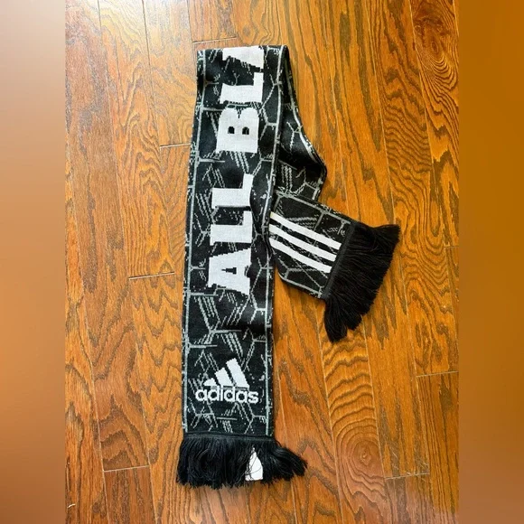 Adidas Monochrome Graphic Scarf