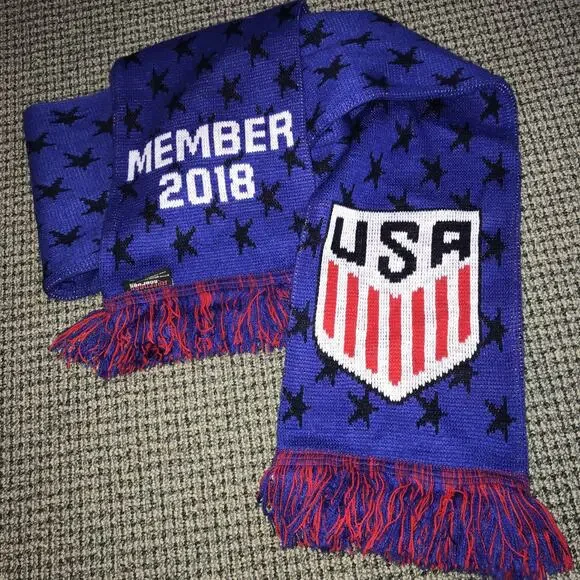 USA Soccer Team Member 2018 Fringe Knit Scarf Blue Stars Ruffneck NWT‎
