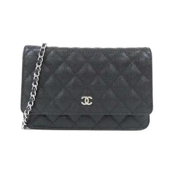 CHANEL Authentic Black Wallet