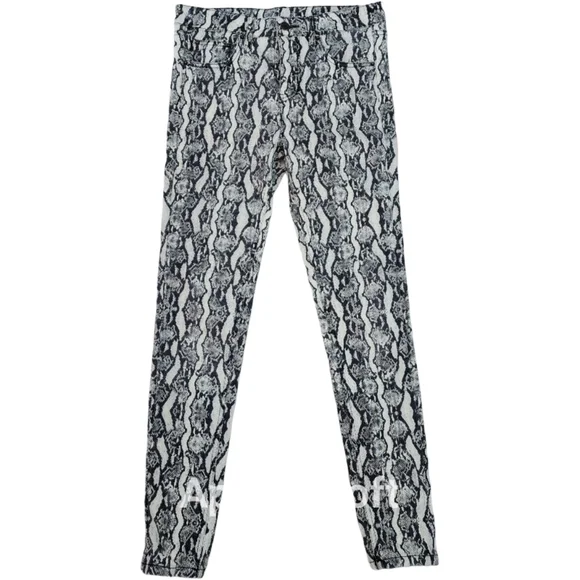 Wild Fable Black and White Snakeskin Design Skinny Jeans Pants