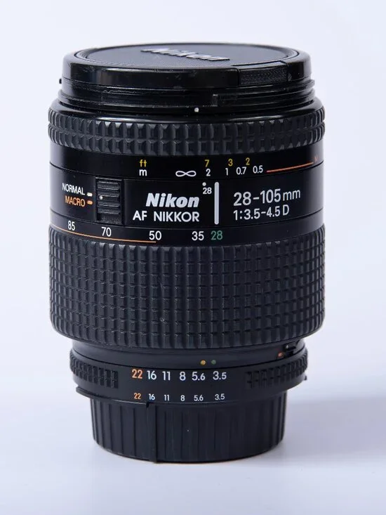 Nikon AF Nikkor 28-105mm F/1:3.5-4.5 D IF Macro Lens + Bonus