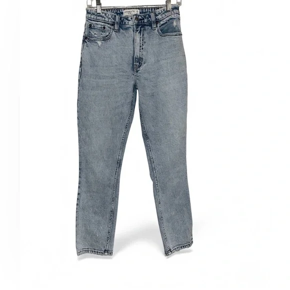 Abercrombie & Fitch Jeans The Skinny HIgh Rise Curve Love Size 26/2 Distressed