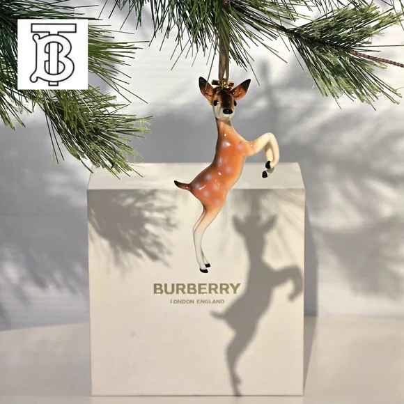 PRICE DROP‼️NWT BURBERRY Porcelain Deer Ornament with Gold 