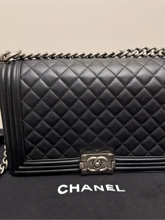 CHANEL Black Quilted Leather Boy Bag with Silver Hardware Medium