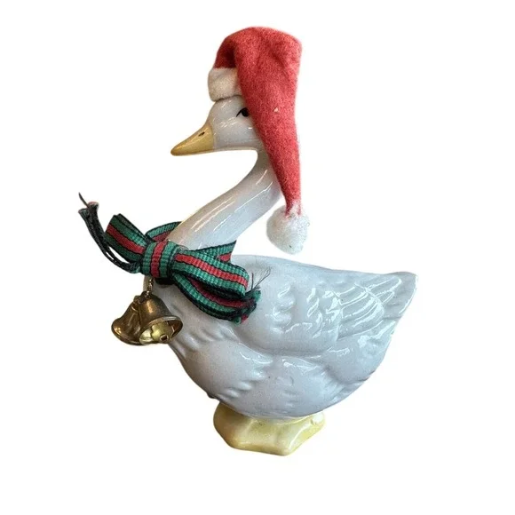Vintage Russ Collectible‎ Holly Goose Ceramic No. 1066 Christmas Hat Holiday