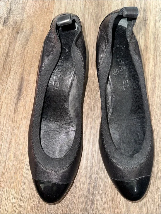 Chanel vintage and authentic heeled ballet flats size - 39