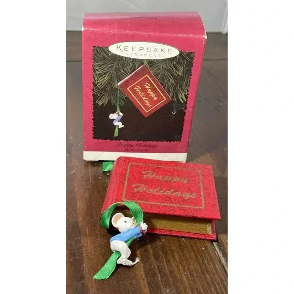 Hallmark Keepsake Christmas Ornament Happy Holidays Photo Holder Mouse 1995‎
