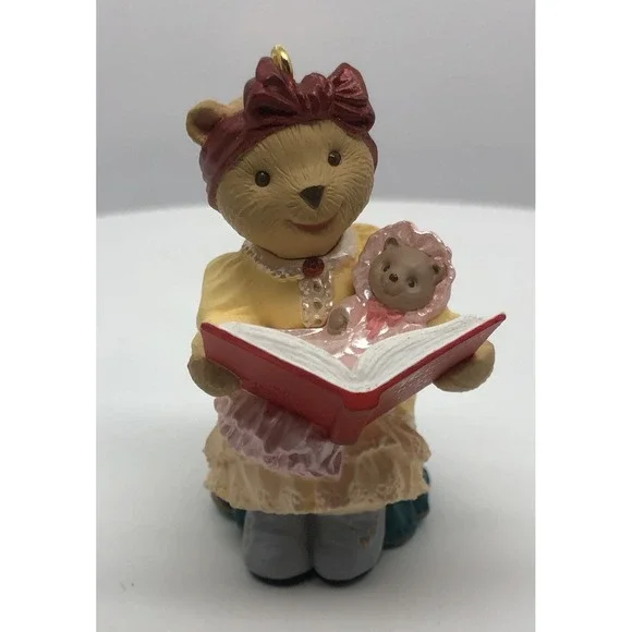 1993 Hallmark Keepsake Ornament Bearnadette Bearinger Bear Night BeforeChristmas
