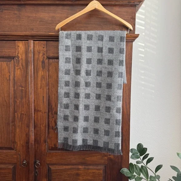MFH Knits scarf 100% baby alpaca