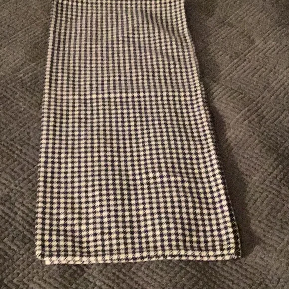 Black and White Houndstooth Scarf, W10”/L50” 184