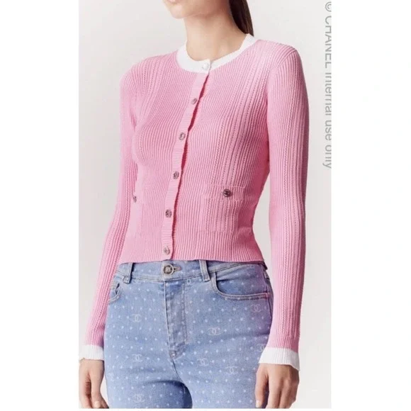23P Chanel Pink Ribbed Knit CC Logo Button Cardigan Size 40