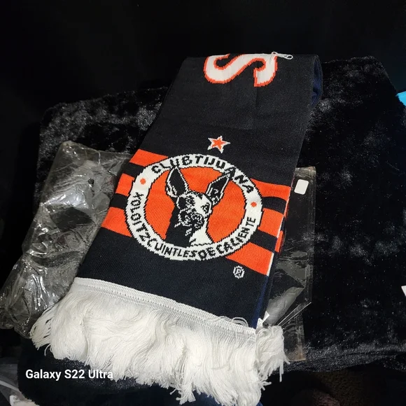 Club Tijuana Xolo/ San Diego Padres Scarf Collectible
